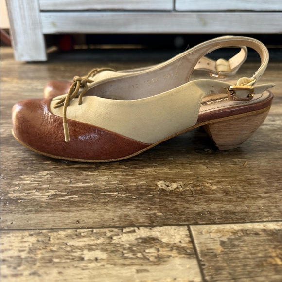 All Black Shoes - Vintage All black tan brown leather round toe sling back low heels (39.5)